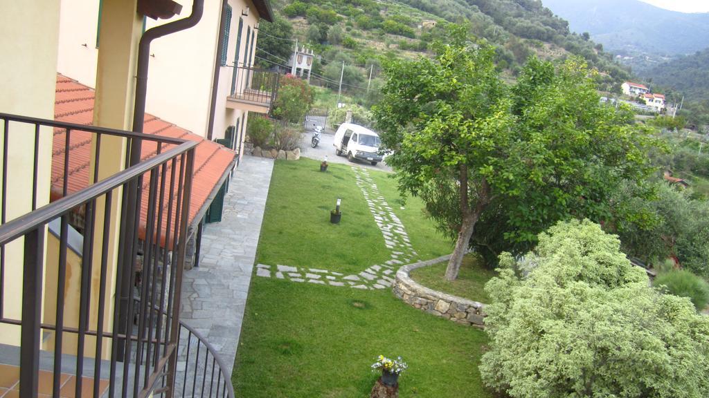 Agriturismo Turlin Vallebona Luaran gambar